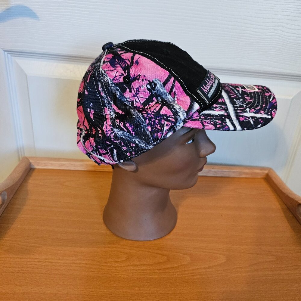 NWT Muddy Girl Pink Camo Hat